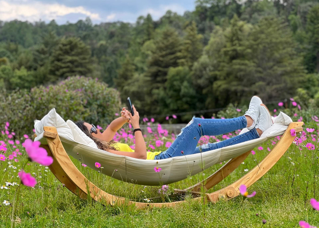 Hamaca Mecedora Individual (Plegable) – Tu Espacio de Descanso