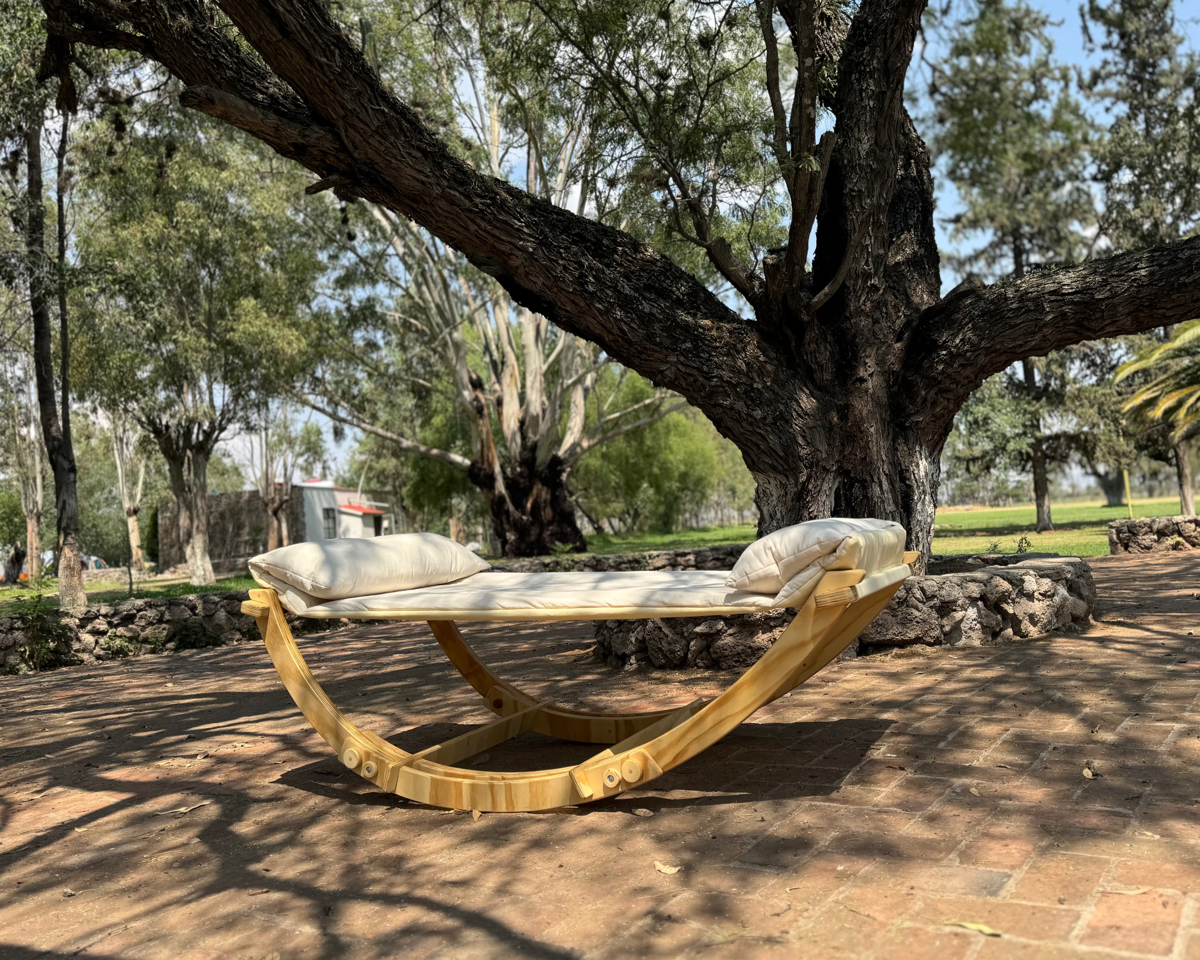 Hamaca Mecedora Individual (Plegable) – Tu Espacio de Descanso